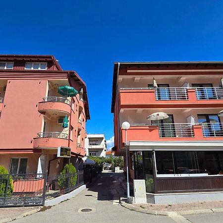 Villa & Apartments Antigona 오흐리드 외부 사진