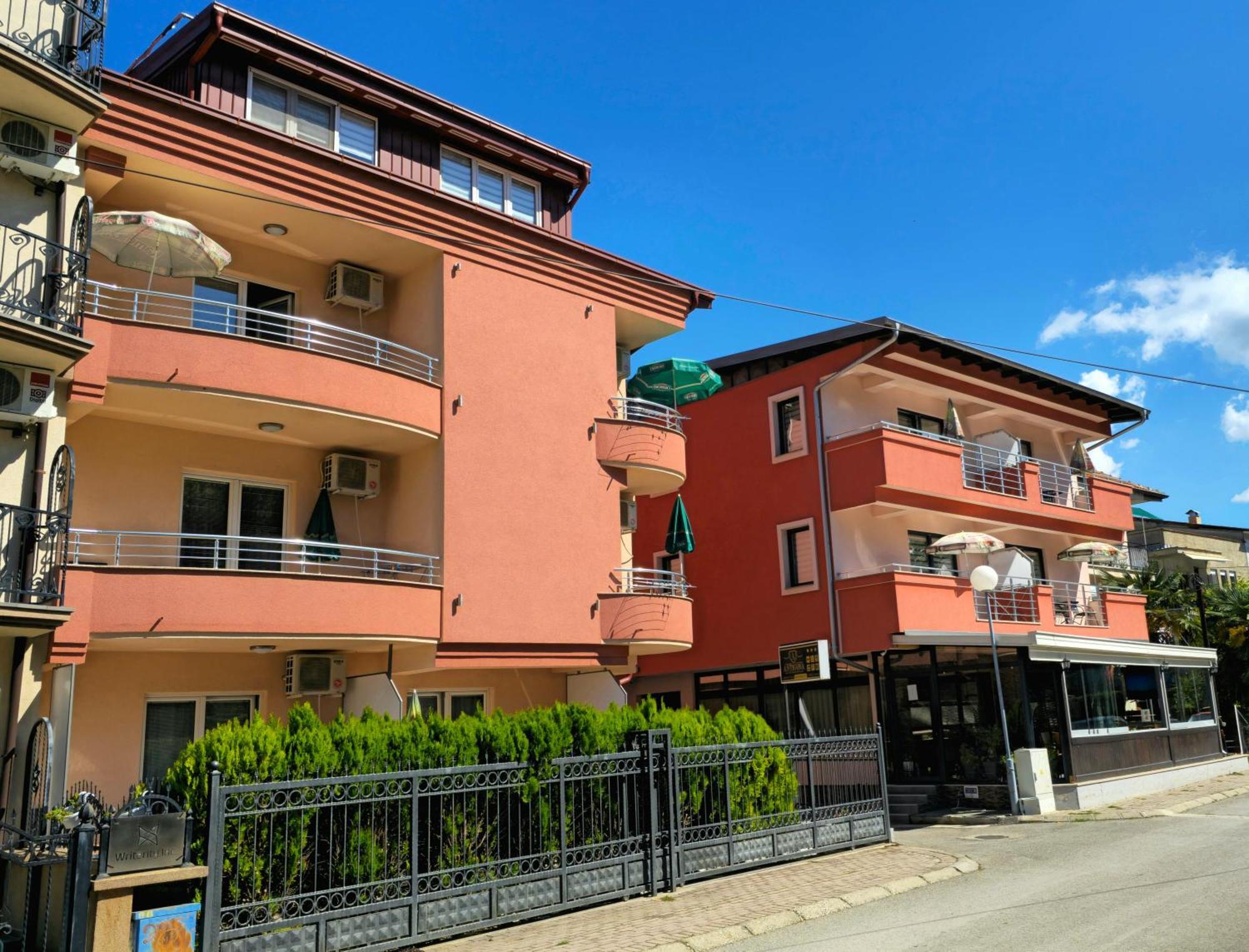 Villa & Apartments Antigona 오흐리드 외부 사진