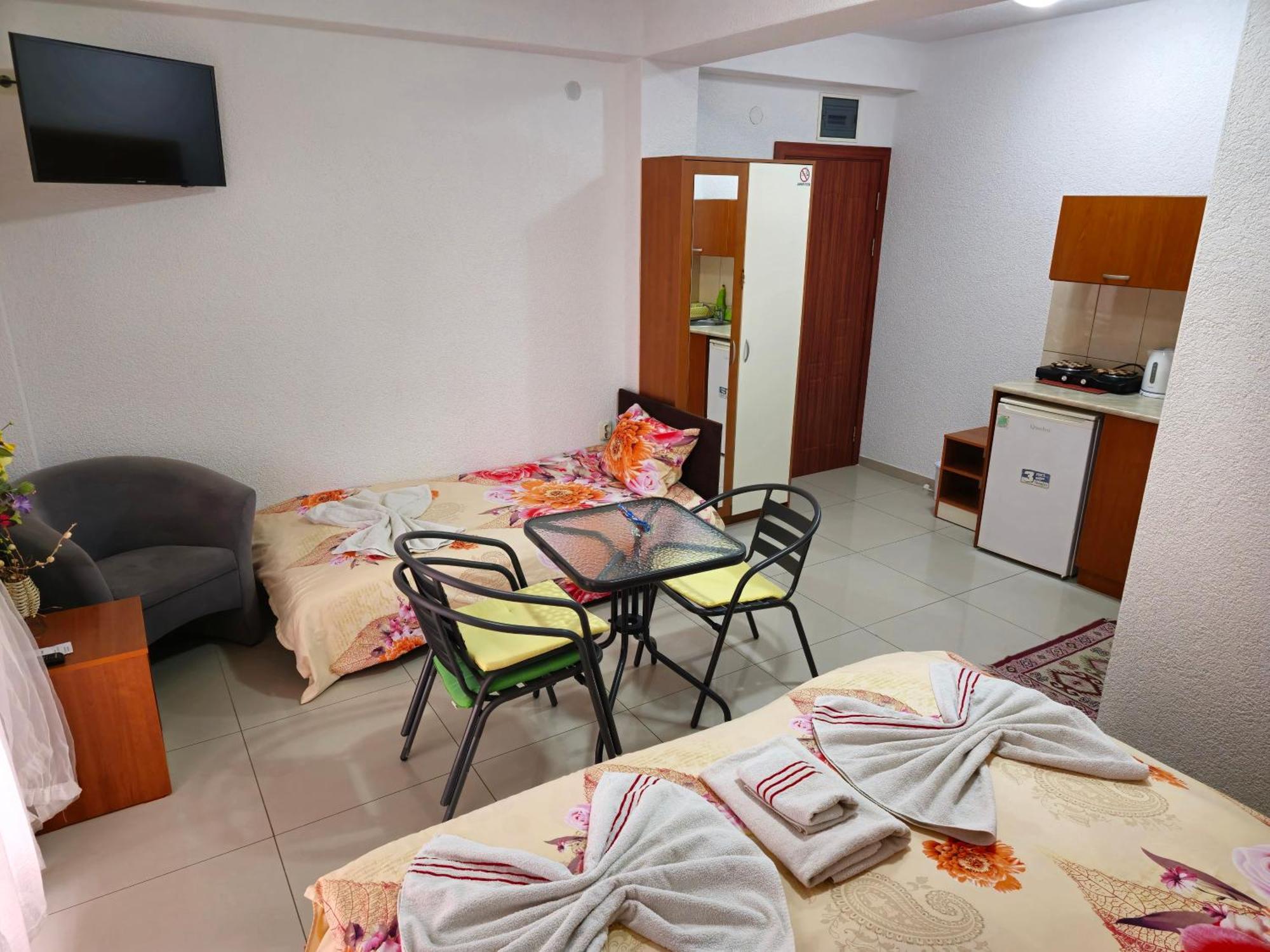 Villa & Apartments Antigona 오흐리드 외부 사진