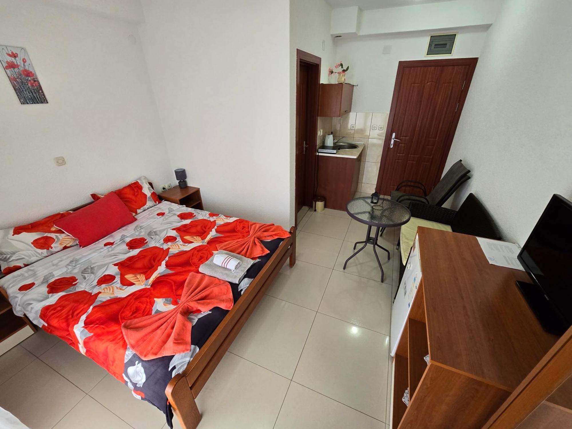 Villa & Apartments Antigona 오흐리드 외부 사진