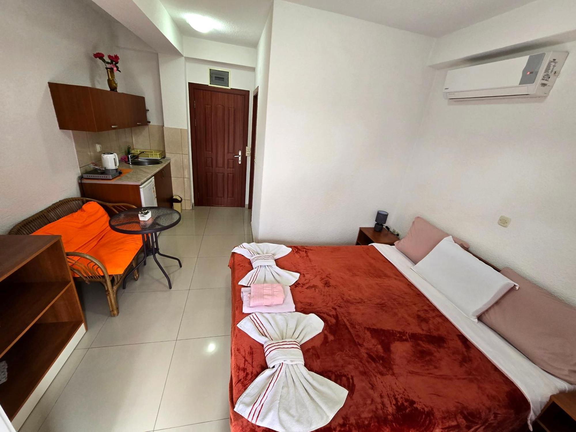 Villa & Apartments Antigona 오흐리드 외부 사진