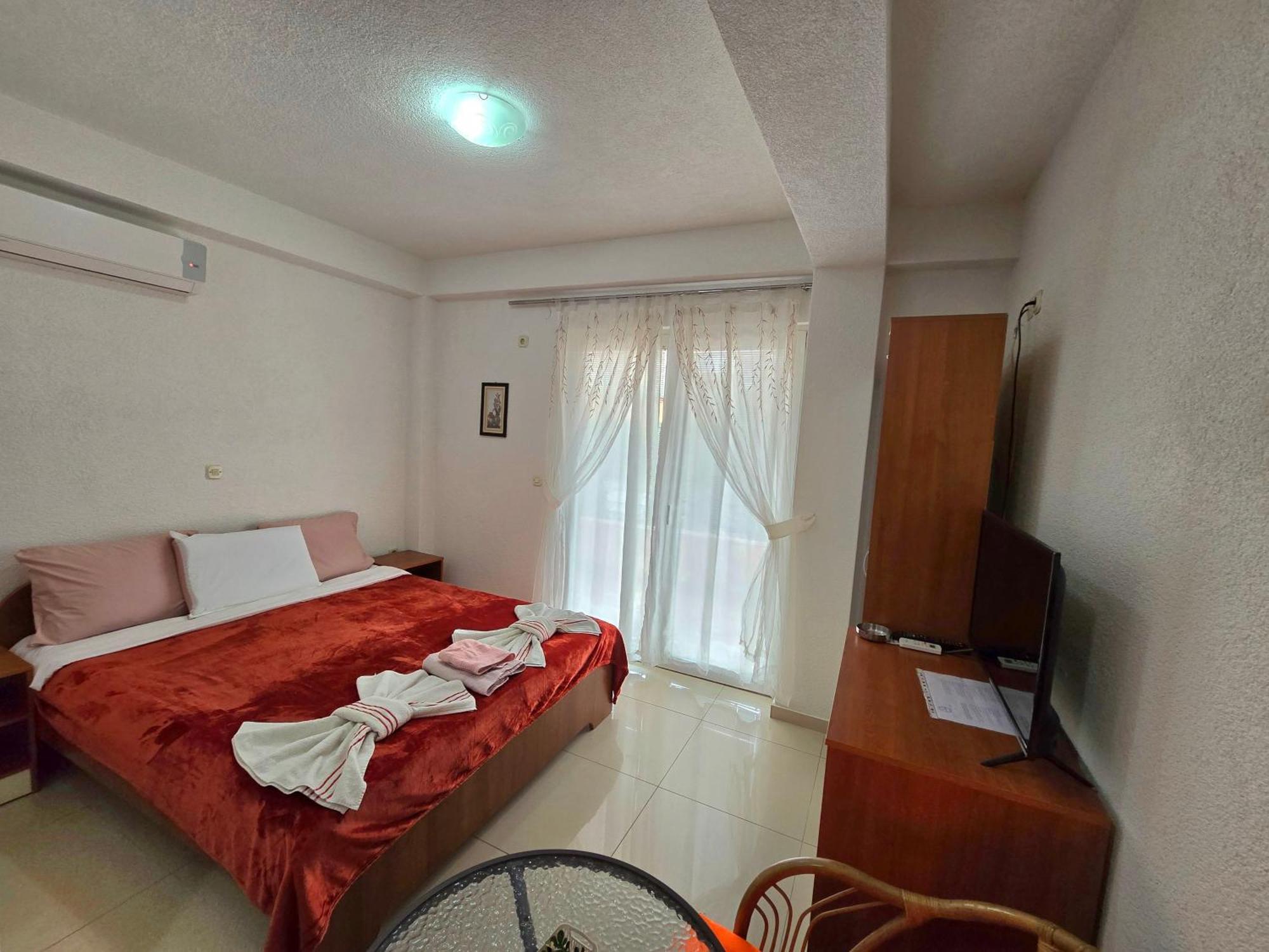 Villa & Apartments Antigona 오흐리드 외부 사진