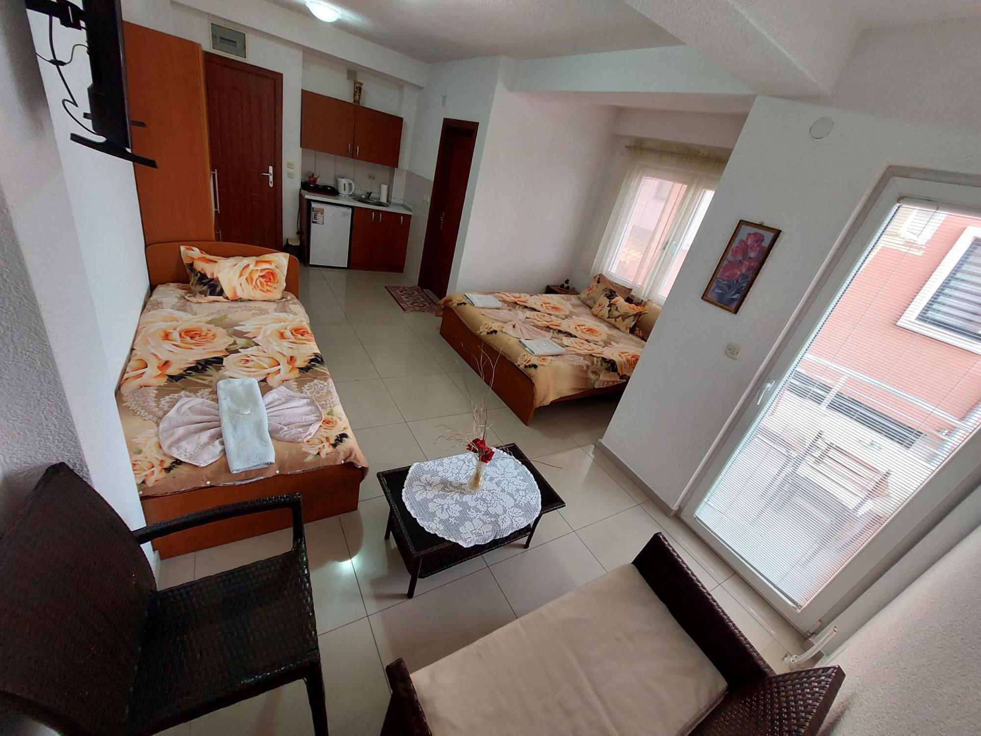 Villa & Apartments Antigona 오흐리드 외부 사진