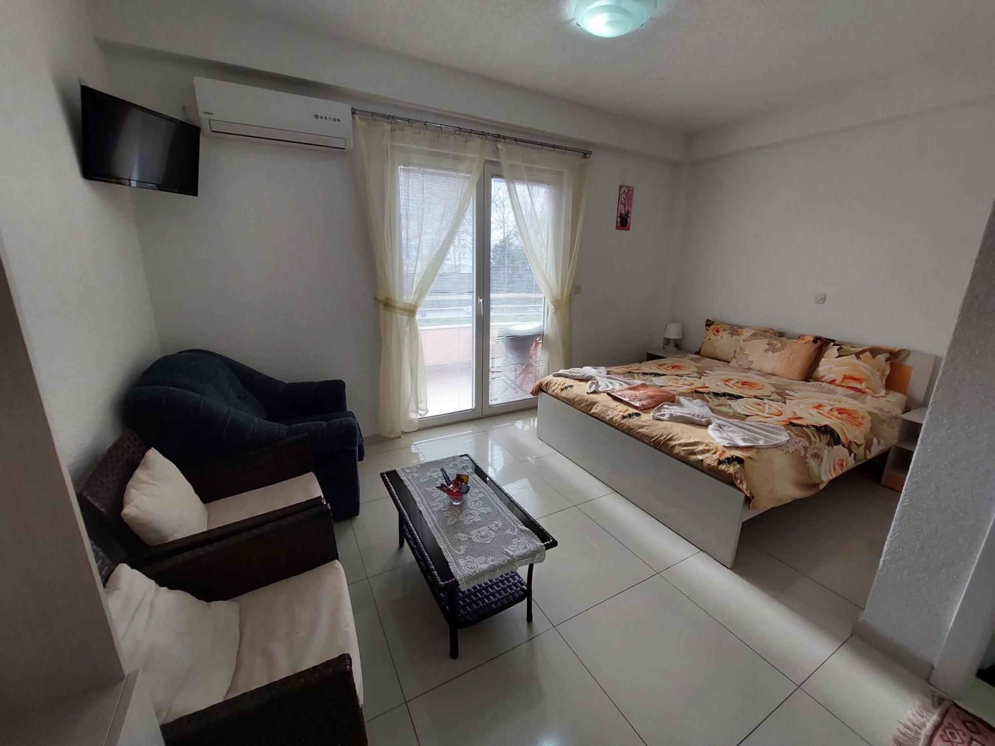 Villa & Apartments Antigona 오흐리드 외부 사진
